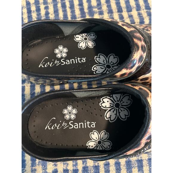 NWOB Koi by Sanita Leopard Print Danish Clogs - Picture 7 of 8
